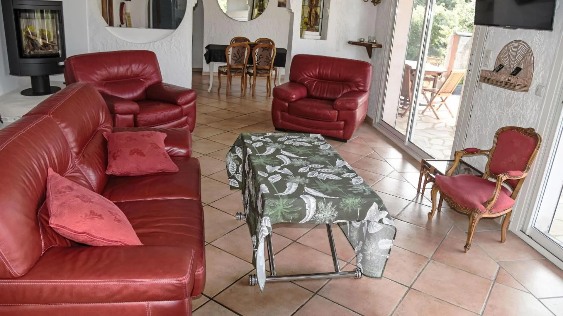 Villa La Chenaie By Interhome Saumane-de-Vaucluse